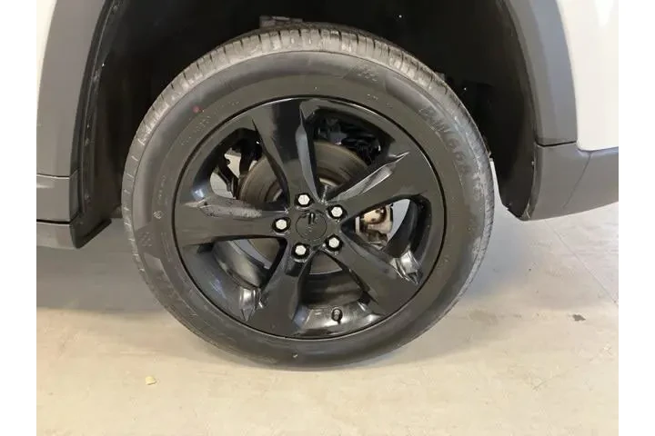 $28989 : Jeep Grand Cherokee 2023 4x4 image 7