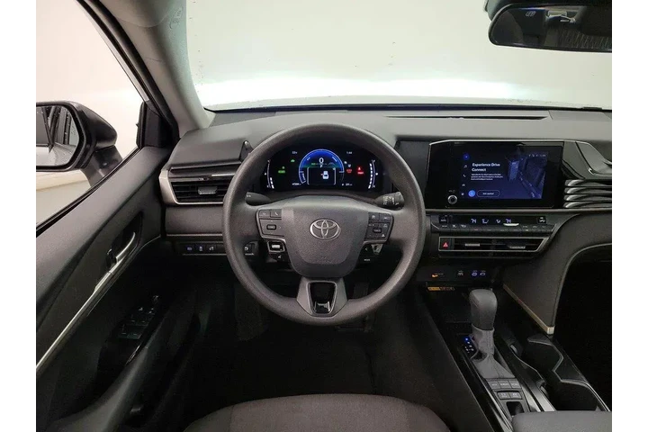 $25998 : Toyota Camry 2025 LE 4dr Sed image 2