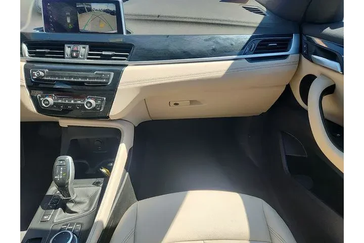 $26440 : BMW X1 2022 AWD xDrive28i 4d image 10