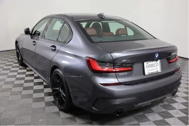 $31500 : BMW 3 Series 2022 AWD 330e x image 6