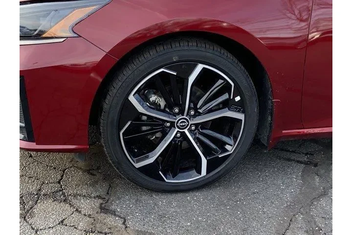 $19987 : Nissan Altima 2025 2.5 SR 4d image 8