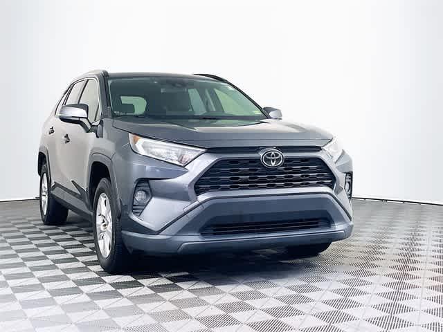 $18687 : PRE-OWNED 2020 TOYOTA RAV4 XLE image 1