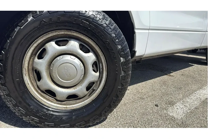 $10854 : Ford F-150 2014 4x2 XL 2dr R image 4