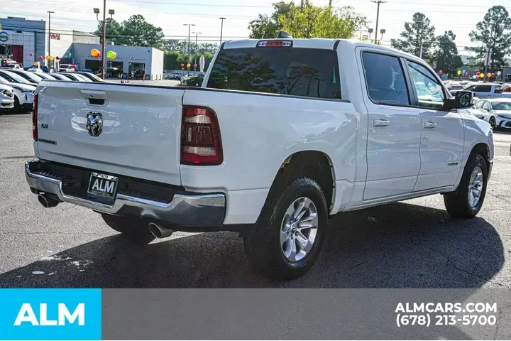 $31920 : Ram 1500 2024 4x2 Laramie 4d image 6