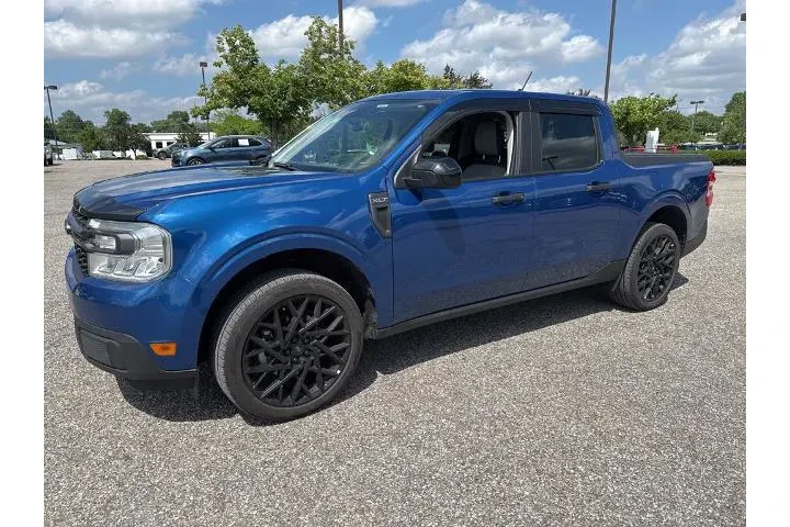 $25000 : Ford Maverick 2024 AWD XLT 4 image 8