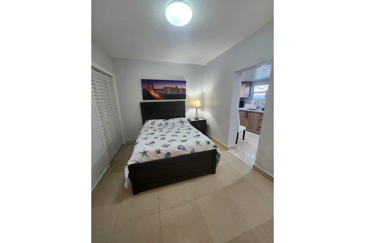 $1800 : Rento un adosado de mi casa image 8