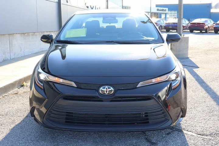 $20787 : 2024 Corolla LE CVT image 2