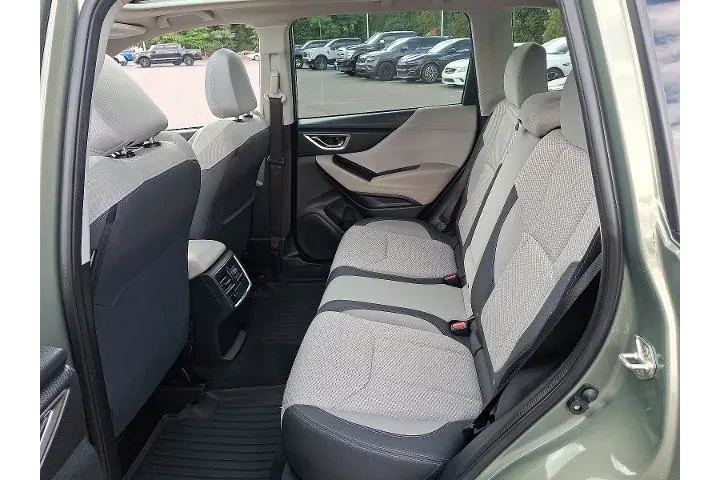 $22996 : Subaru Forester 2021 AWD Pre image 10