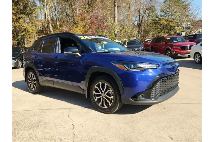 $28903 : Toyota Corolla Cross Hybrid image 9