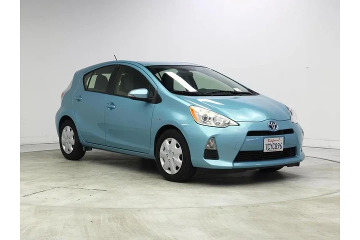 $17998 : Toyota Prius c 2014 One 4dr image 1