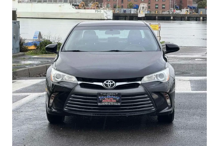 $15988 : 2016 Camry LE image 3