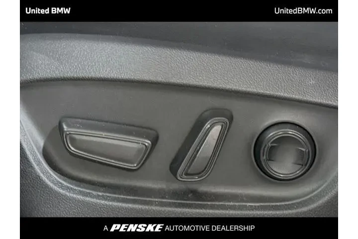 $32995 : Toyota Crown 2023 AWD Limite image 4