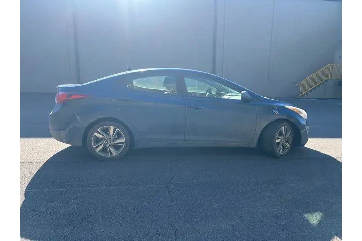 $7990 : Hyundai ELANTRA 2015 SE 4dr image 7