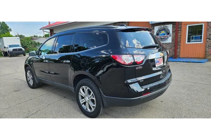 $12990 : 2016 Traverse LT image 7