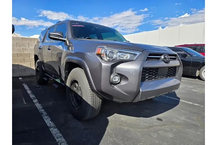 $36991 : Toyota 4Runner 2023 4x2 SR5 image 1