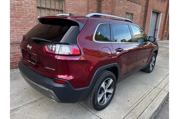 $12999 : 2019 Cherokee Limited image 10