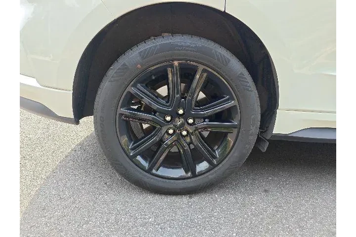 $22990 : Ford Edge 2022 AWD ST-Line 4 image 4