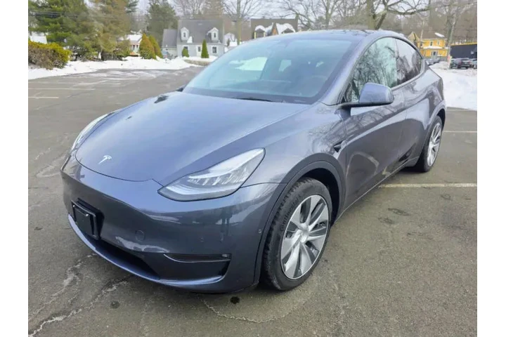$25500 : 2021 Model Y Long Range image 4