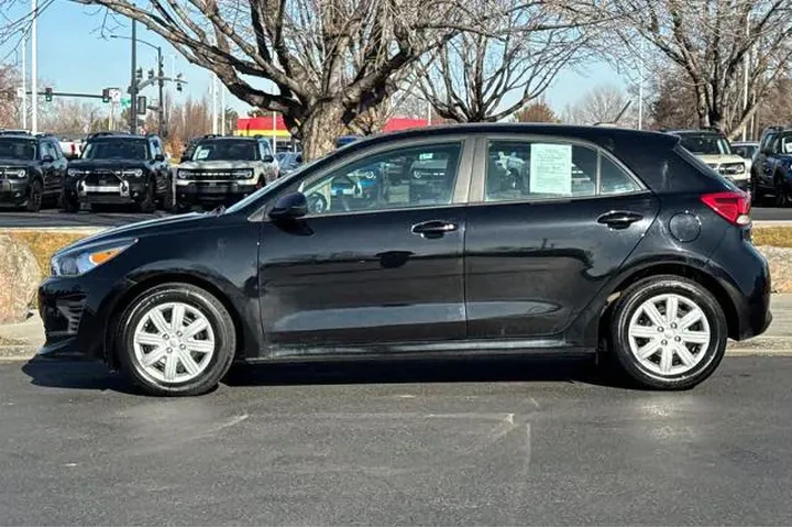 $13995 : Kia Rio 5-Door 2022 S 4dr Wa image 5