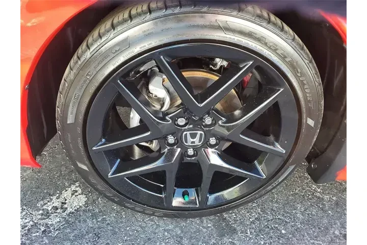 Honda Civic 2024 Sport 4dr S image 7