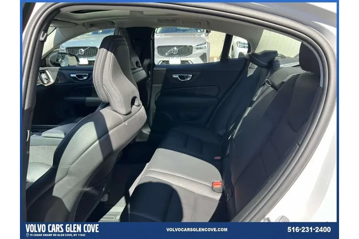 $33500 : Volvo S60 2023 AWD B5 Plus D image 9