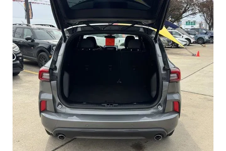 $28999 : Ford Escape 2023 ST-Line 4dr image 7
