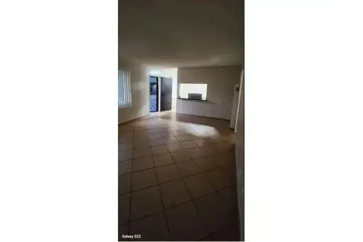 DOWNEY APTO REMODELADO image 2