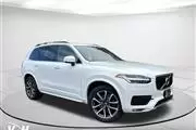 Pre-Owned 2017 XC90 T6 Moment en Milwaukee