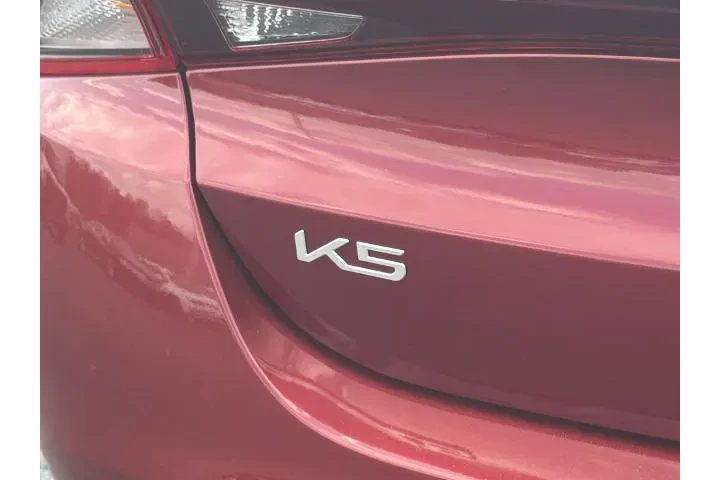 $26997 : Kia K5 2023 EX 4dr Sedan image 5