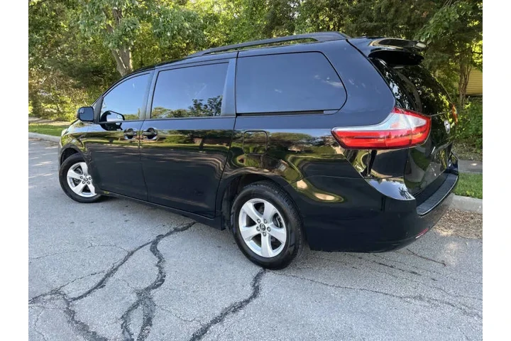 $15997 : 2018 Sienna LE Mobility 7-Pas image 5