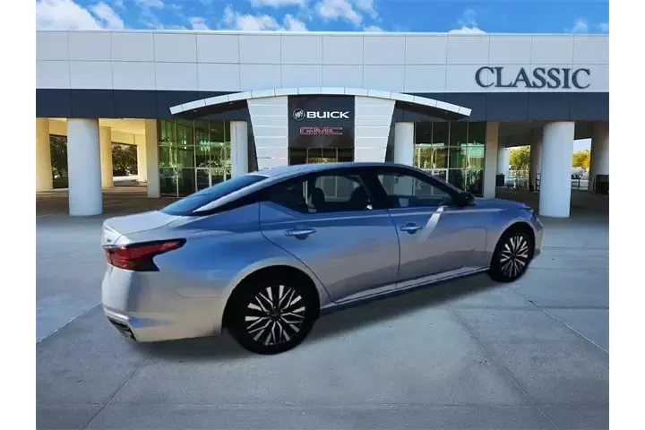 $18987 : Nissan Altima 2024 2.5 SV 4d image 8
