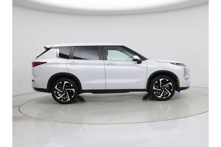 $24998 : Mitsubishi Outlander 2023 AW image 7
