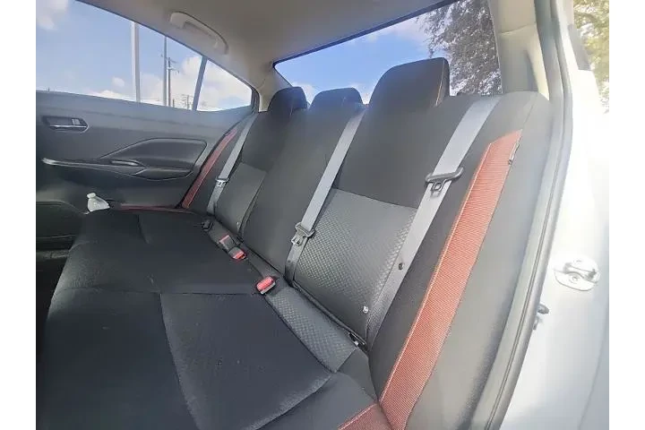 $17998 : Nissan Versa 2023 SR 4dr Sed image 8