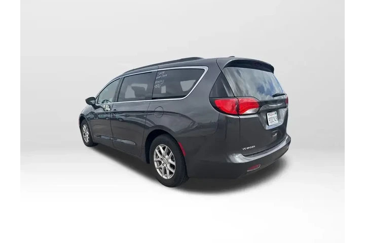 $15500 : Chrysler Voyager 2020 LXi 4d image 6
