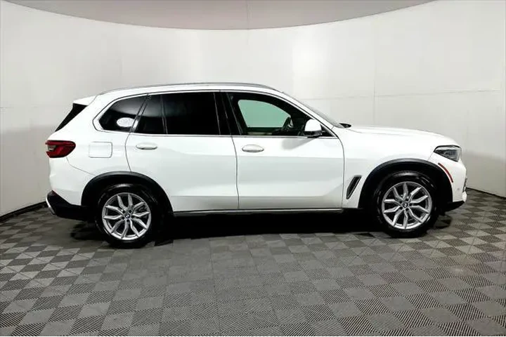 $26943 : BMW X5 2019 AWD xDrive40i 4d image 7