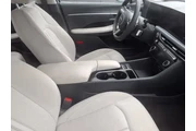 $23222 : Hyundai SONATA 2025 SEL 4dr thumbnail