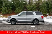 $35395 : Ford Expedition 2024 4x2 XLT thumbnail