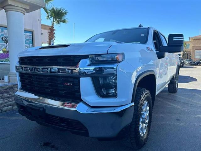 $58995 : Pre-Owned 2021 Silverado 2500 image 2