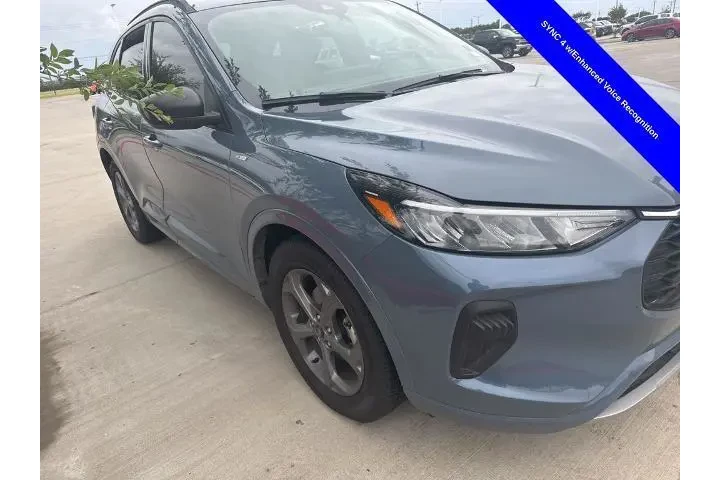 $20495 : Ford Escape 2023 ST-Line 4dr image 10