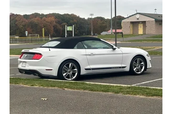 $22995 : Ford Mustang 2020 EcoBoost P image 4