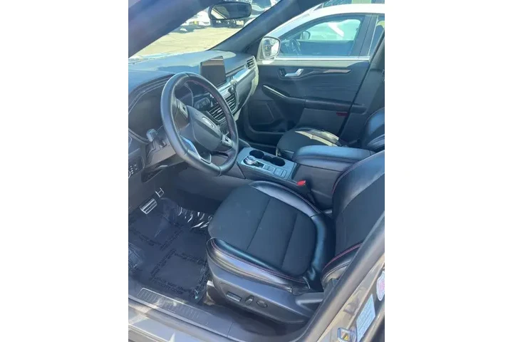 $22488 : Ford Escape 2024 AWD ST-Line image 7