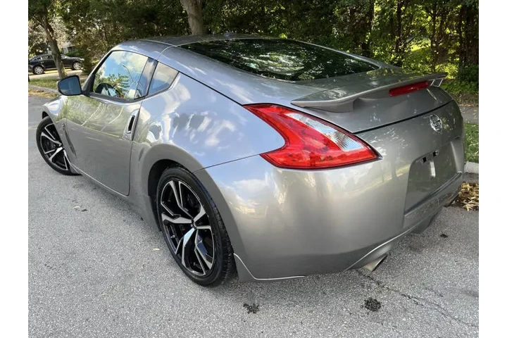 $11497 : 2009 370Z Touring image 5