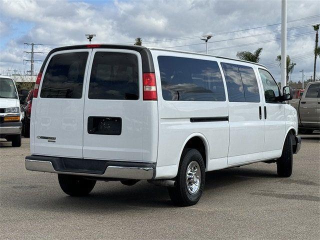 $25995 : 2013 Express Passenger image 8