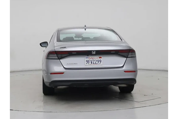 $25998 : Honda Accord 2023 LX 4dr Sed image 6