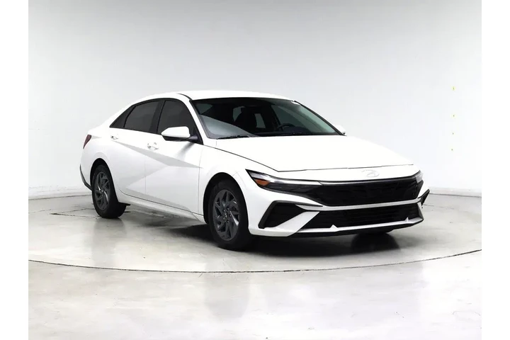 $20998 : Hyundai ELANTRA 2024 SEL 4dr image 1