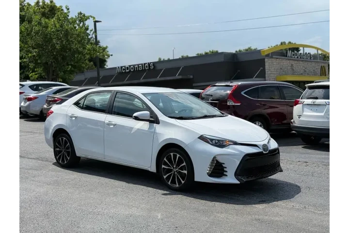 $12495 : 2017 Corolla SE image 5