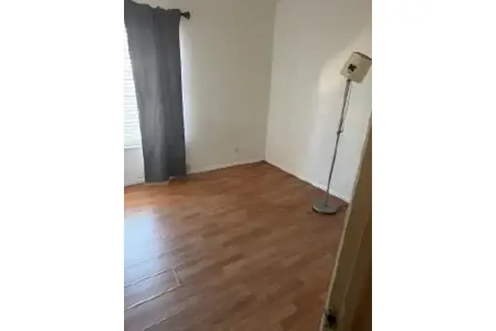 $599 : RENTO CUARTO image 1