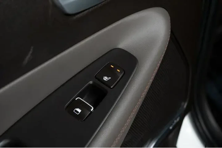 $18233 : Hyundai SANTA FE 2020 Limite image 6