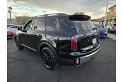 $39885 : Kia Telluride 2023 AWD SX-Pr thumbnail