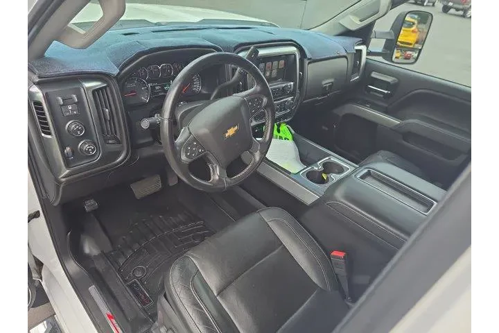 $39995 : Chevrolet Silverado 2500HD 2 image 8